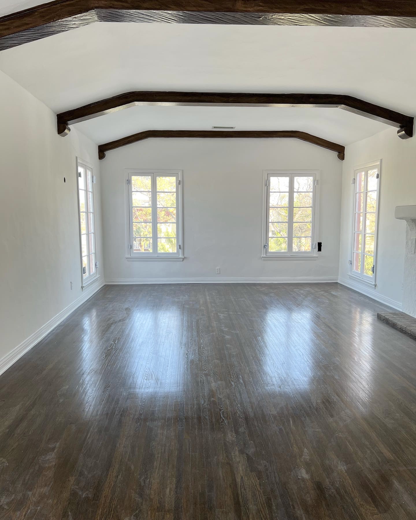1109 S. Sycamore, Los Angeles, CALIFORNIA 90019 — photo 2
